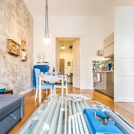 Hip Loft Style Near Vaci Street Apartment