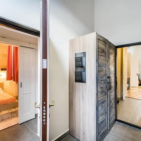 Hip Loft Style Near Vaci Street