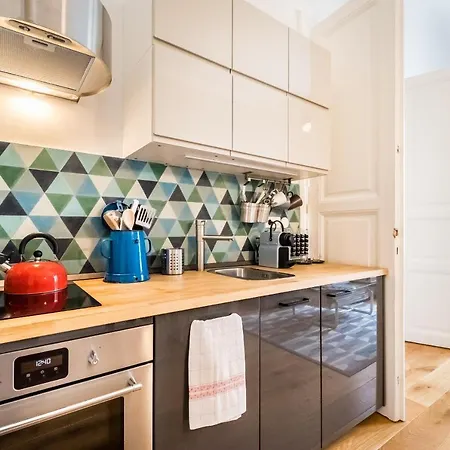 Hip Loft Style Near Vaci Street * Budapest