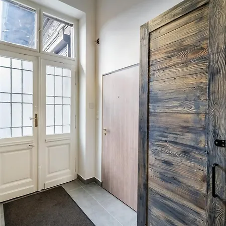 Apartment Hip Loft Style Near Vaci Street Budapest
