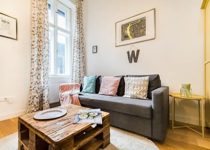 Hip Loft Style Near Vaci Street 아파트 부다페스트