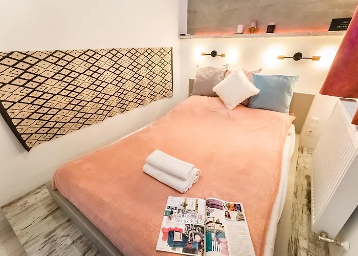 Hip Loft Style Near Vaci Street 아파트
